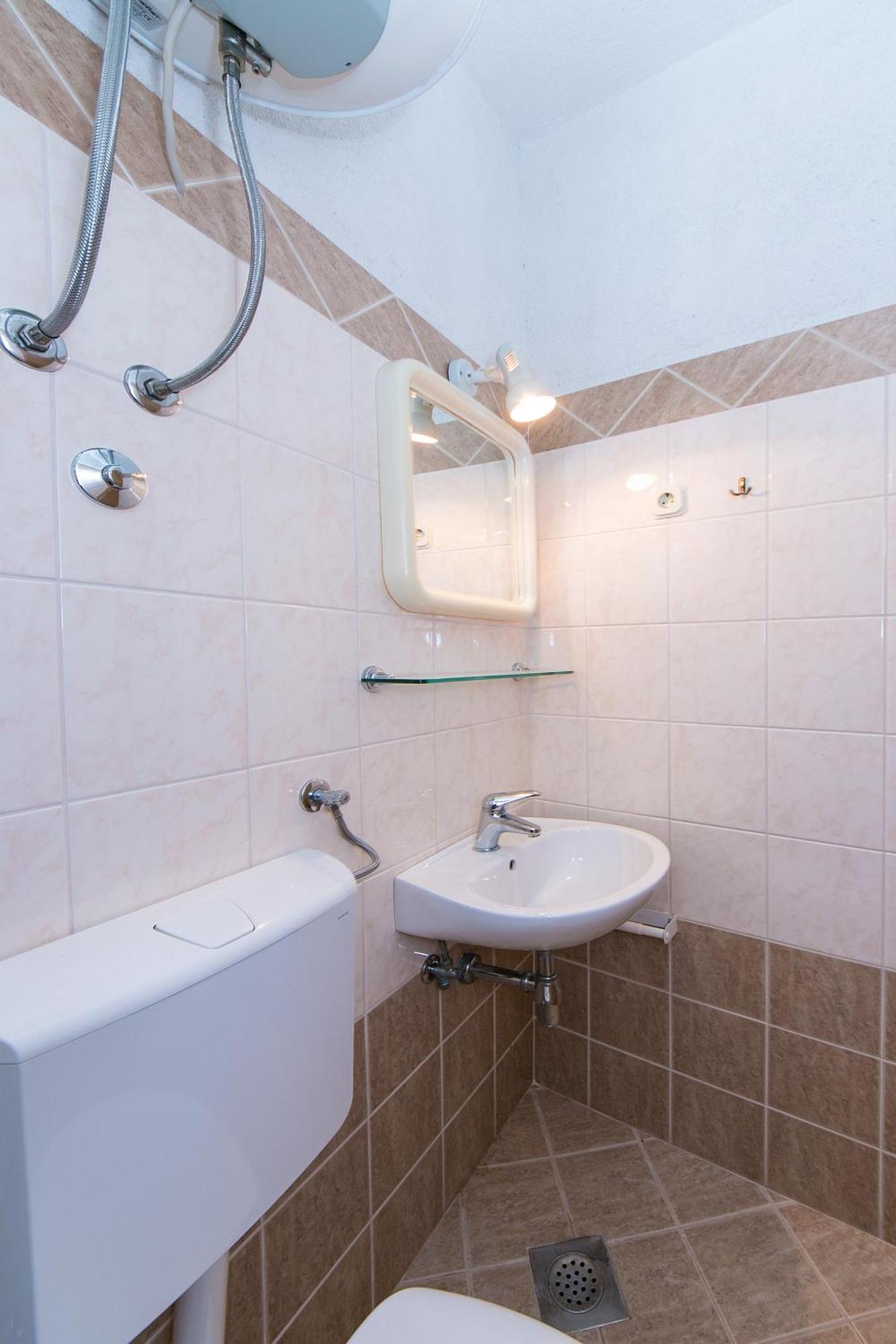 Apartments By The Sea Zivogosce - Blato, Makarska - 1057 Blato  Phòng bức ảnh